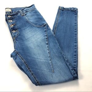 listing-status-banner